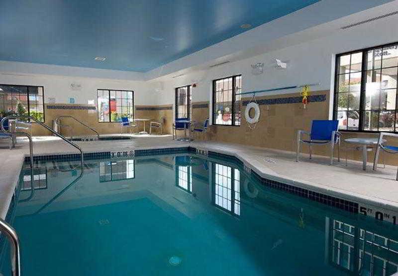 Towneplace Suites By Marriott Уилямспорт Екстериор снимка