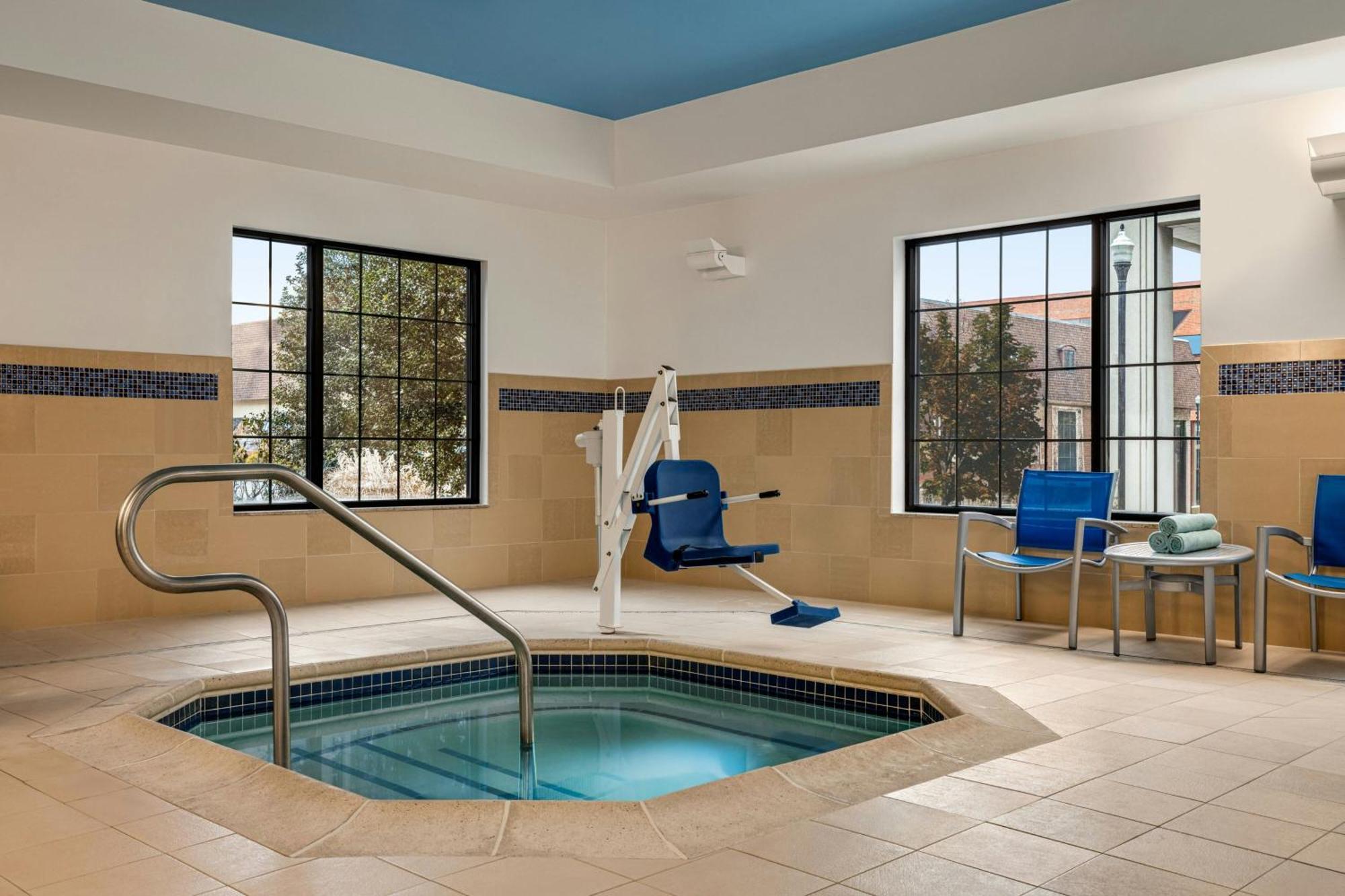 Towneplace Suites By Marriott Уилямспорт Екстериор снимка